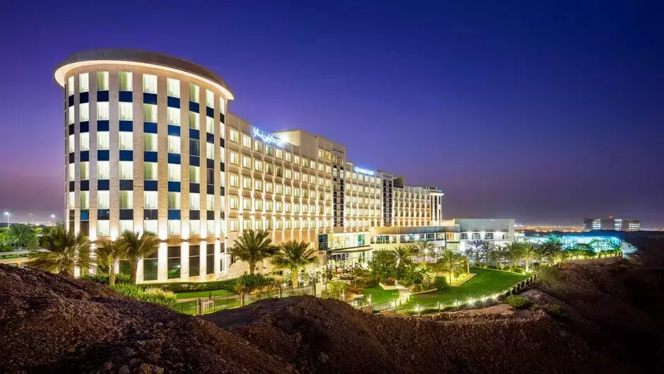 هتل کرون پلازا هتل مسقط